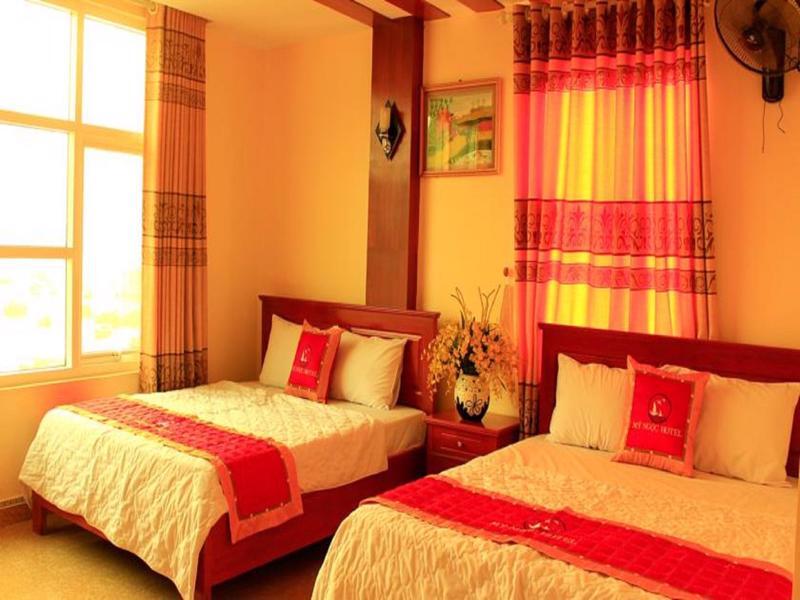 My Ngoc Hotel Dong Khe Sau Esterno foto